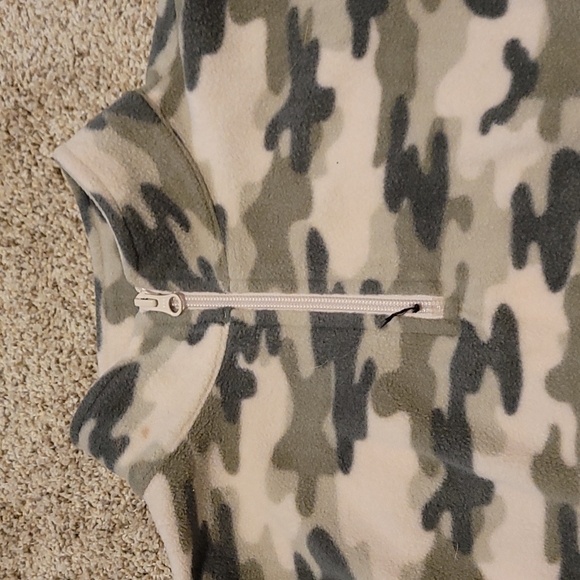 Place Girl's Camo Fleece Pullover - Picture 6 of 7
